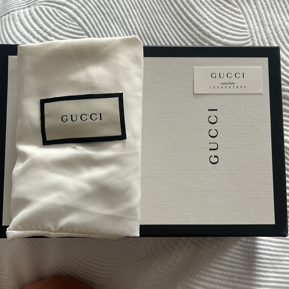 GG Marmont wallet on a chain - Picture 2 of 6